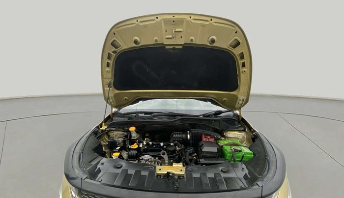 2020 Tata ALTROZ XZ PETROL, Petrol, Manual, 30,861 km, Open Bonet