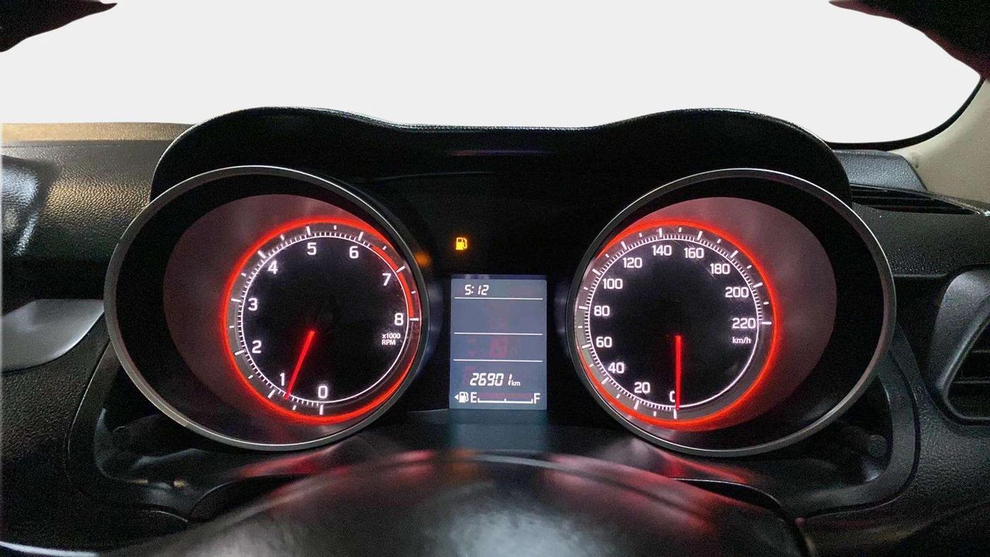 2021 Maruti Swift VXI, Petrol, Manual, 26,905 km, Odometer Image