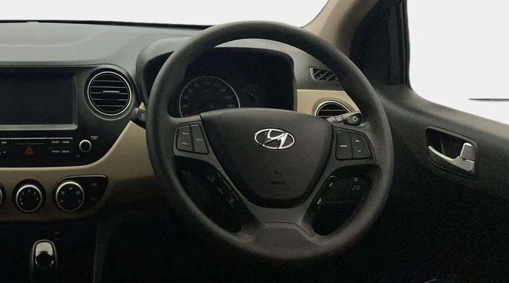 2018 Hyundai Grand i10 SPORTZ AT 1.2 KAPPA VTVT, Petrol, Automatic, 32,373 km, Steering Wheel Close Up