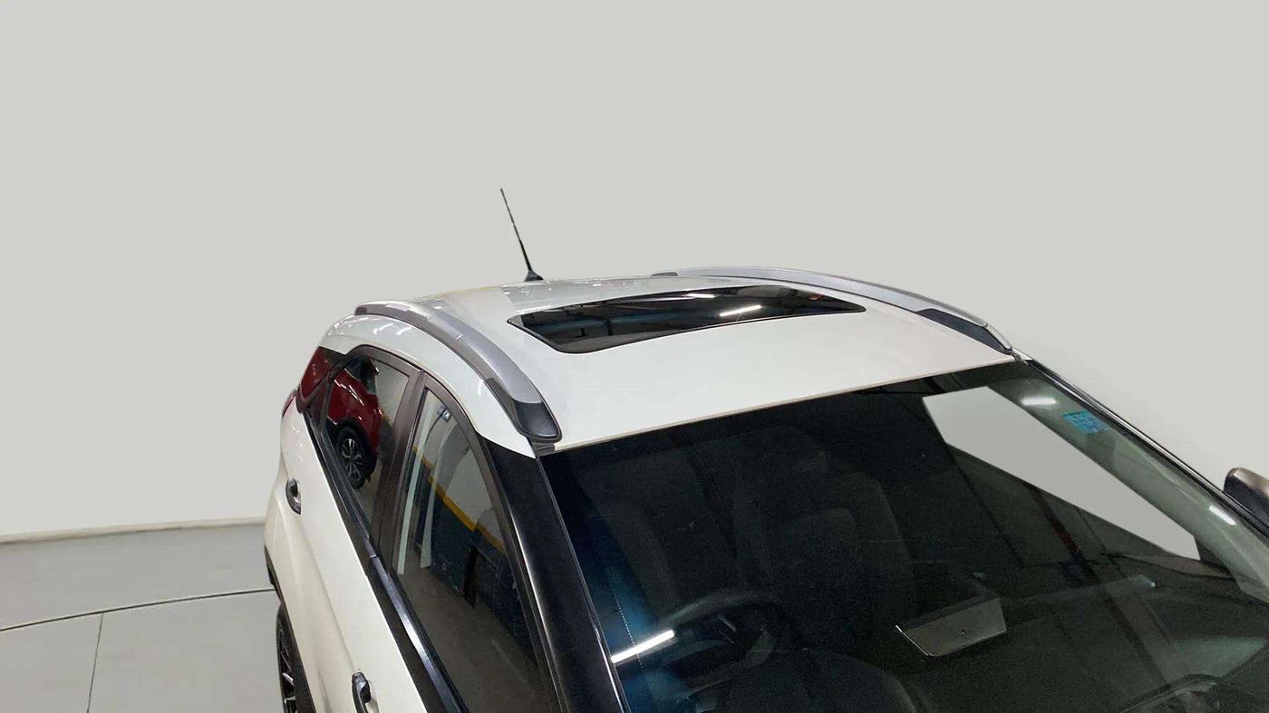 2023 Tata NEXON XMA SUNROOF PETROL, Petrol, Automatic, 36,613 km, Roof