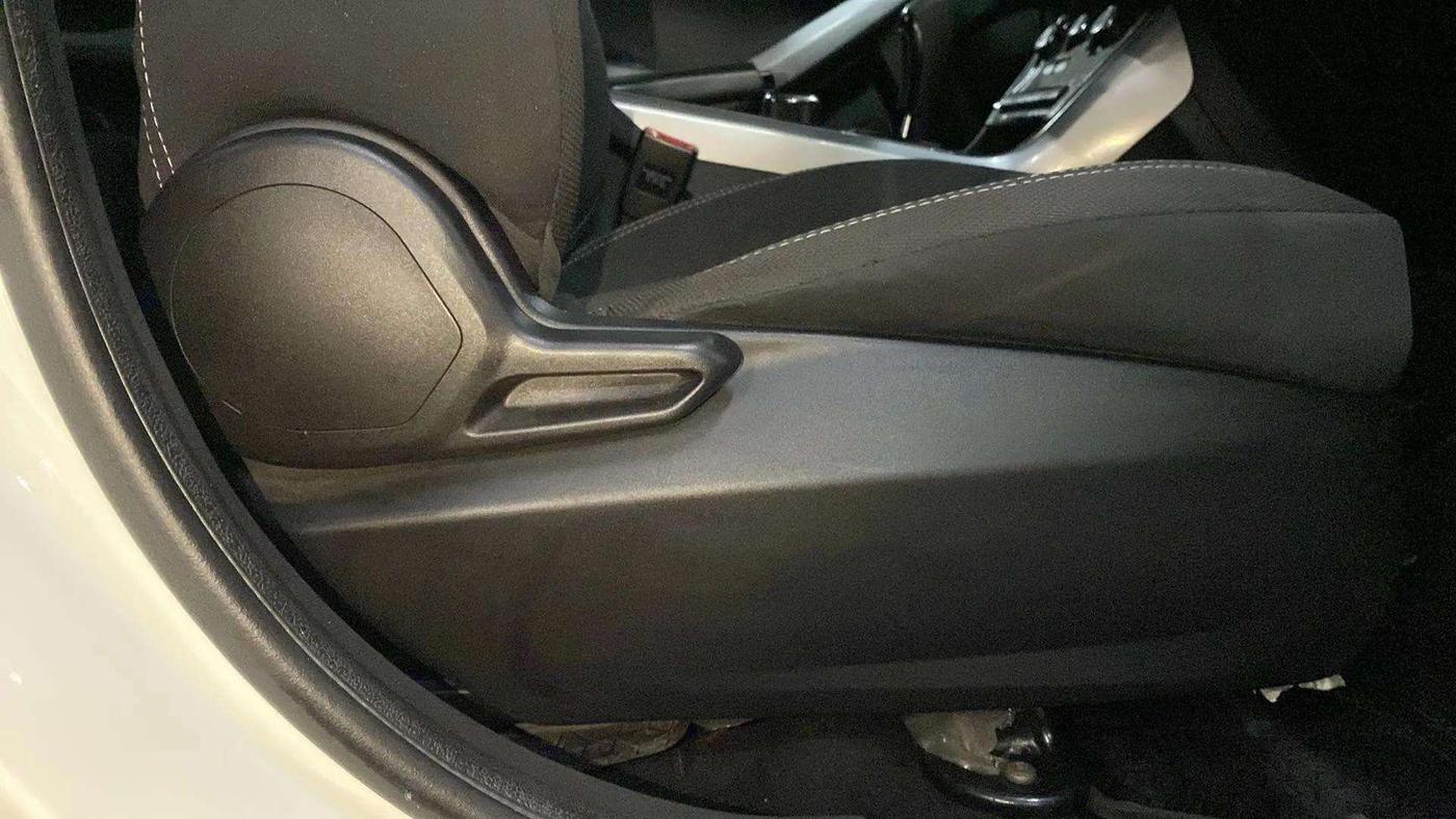 2023 Tata NEXON XMA SUNROOF PETROL, Petrol, Automatic, 36,613 km, Driver Side Adjustment Panel