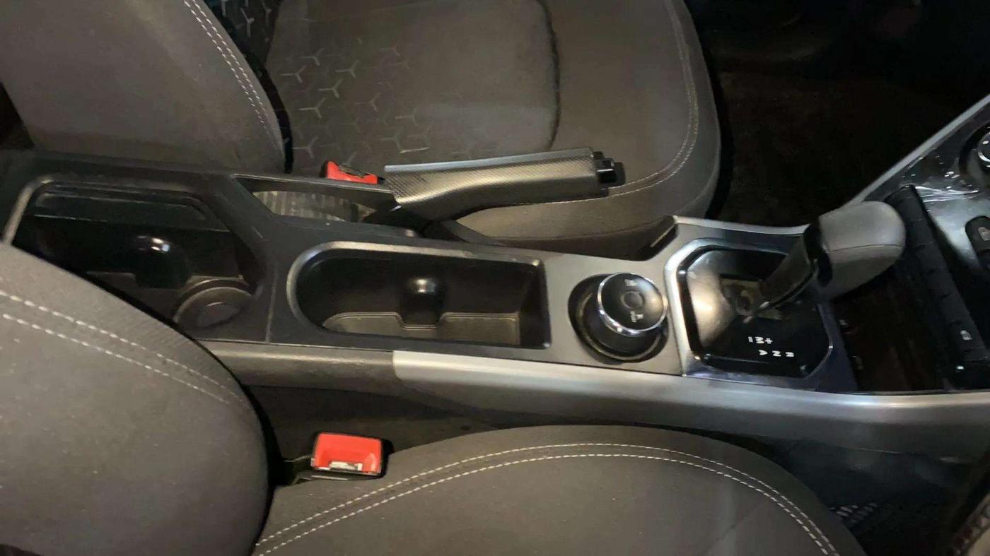 2023 Tata NEXON XMA SUNROOF PETROL, Petrol, Automatic, 36,613 km, Gear Lever
