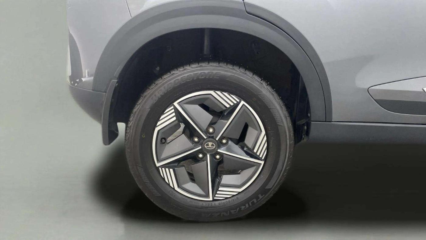 2023 Tata NEXON CREATIVE + 1.2 PETROL, Petrol, Manual, 12,103 km, Right Rear Wheel