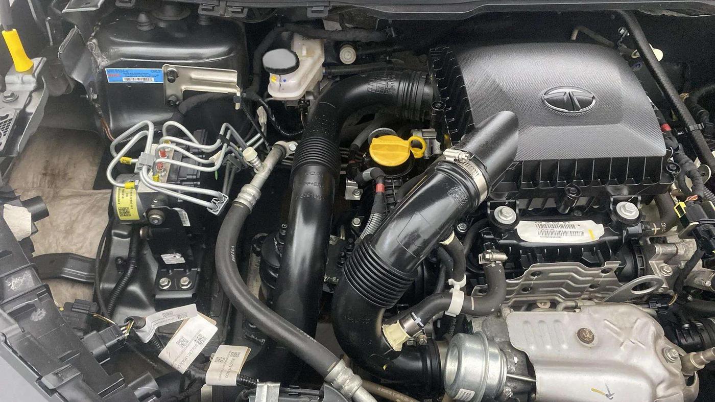 2023 Tata NEXON CREATIVE + 1.2 PETROL, Petrol, Manual, 12,103 km, Engine View - Right