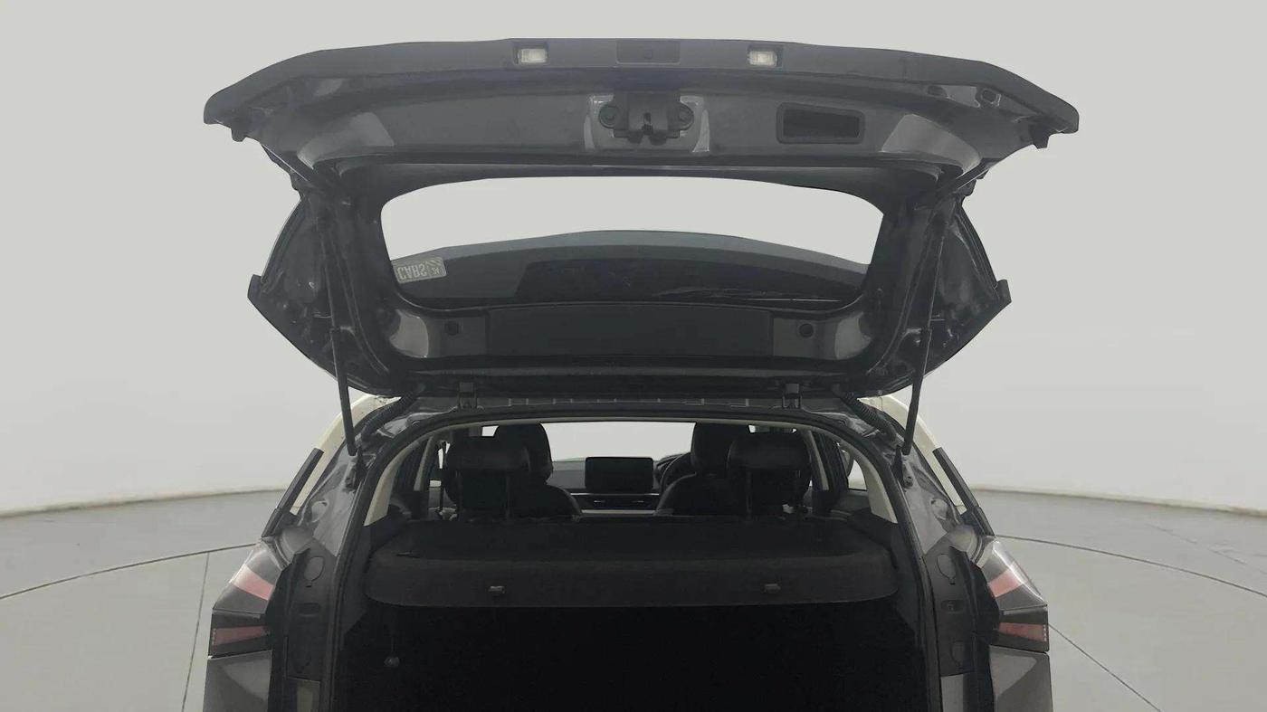 2023 Tata NEXON CREATIVE + 1.2 PETROL, Petrol, Manual, 12,103 km, Boot Door Open