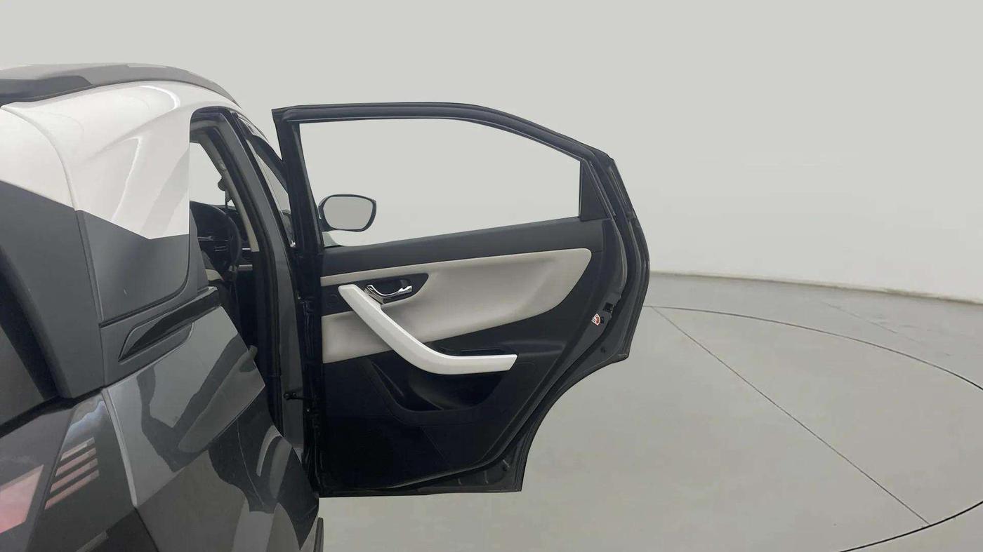 2023 Tata NEXON CREATIVE + 1.2 PETROL, Petrol, Manual, 12,103 km, RHS Rear Door