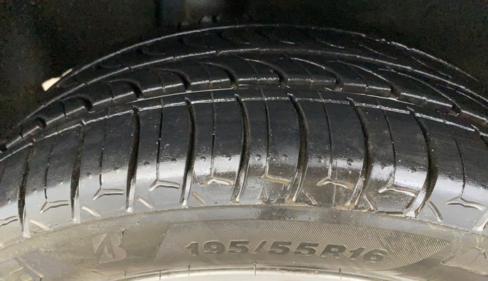 2018 Maruti Baleno ZETA CVT PETROL 1.2, Petrol, Automatic, 1,03,618 km, Right Rear Tyre Tread