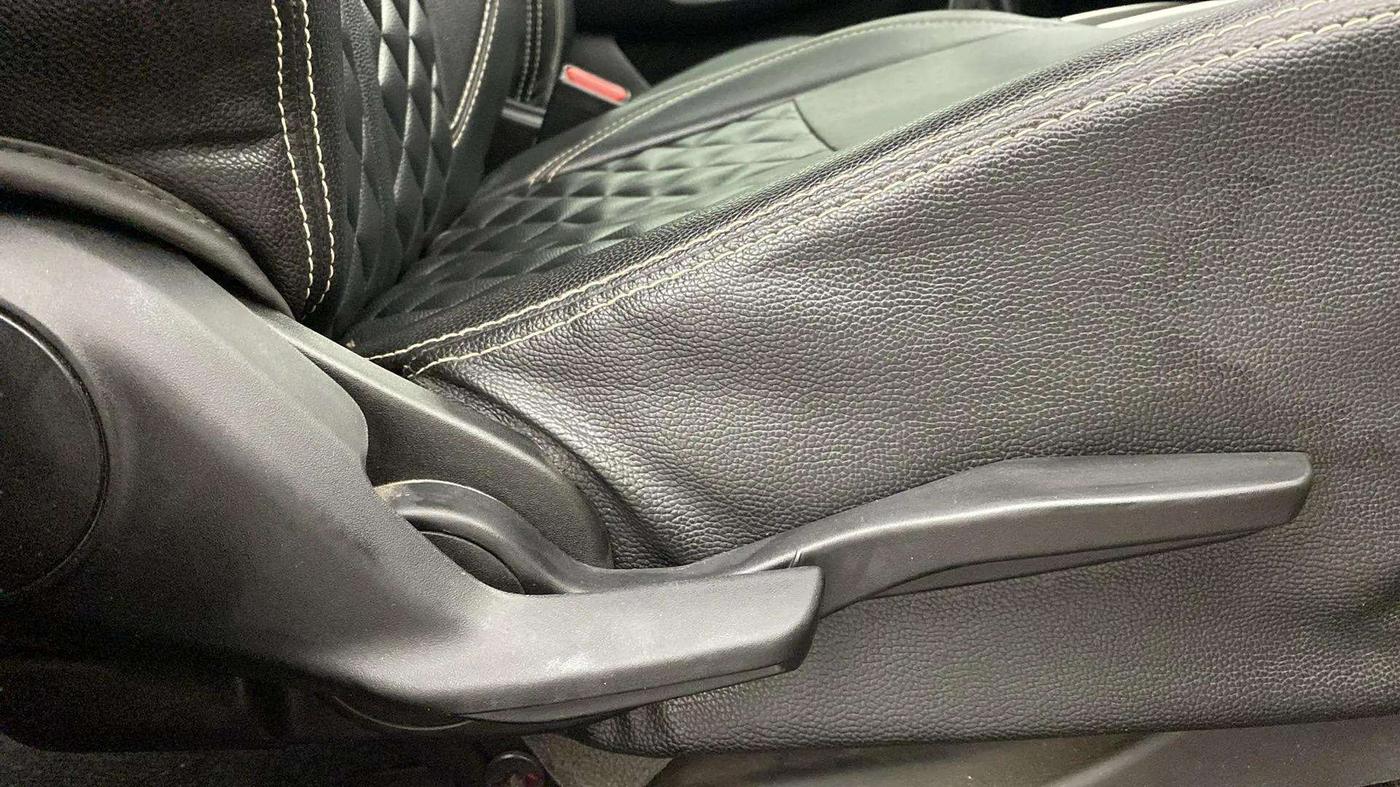 2018 Maruti Baleno ALPHA PETROL 1.2, Petrol, Manual, 51,466 km, Driver Side Adjustment Panel