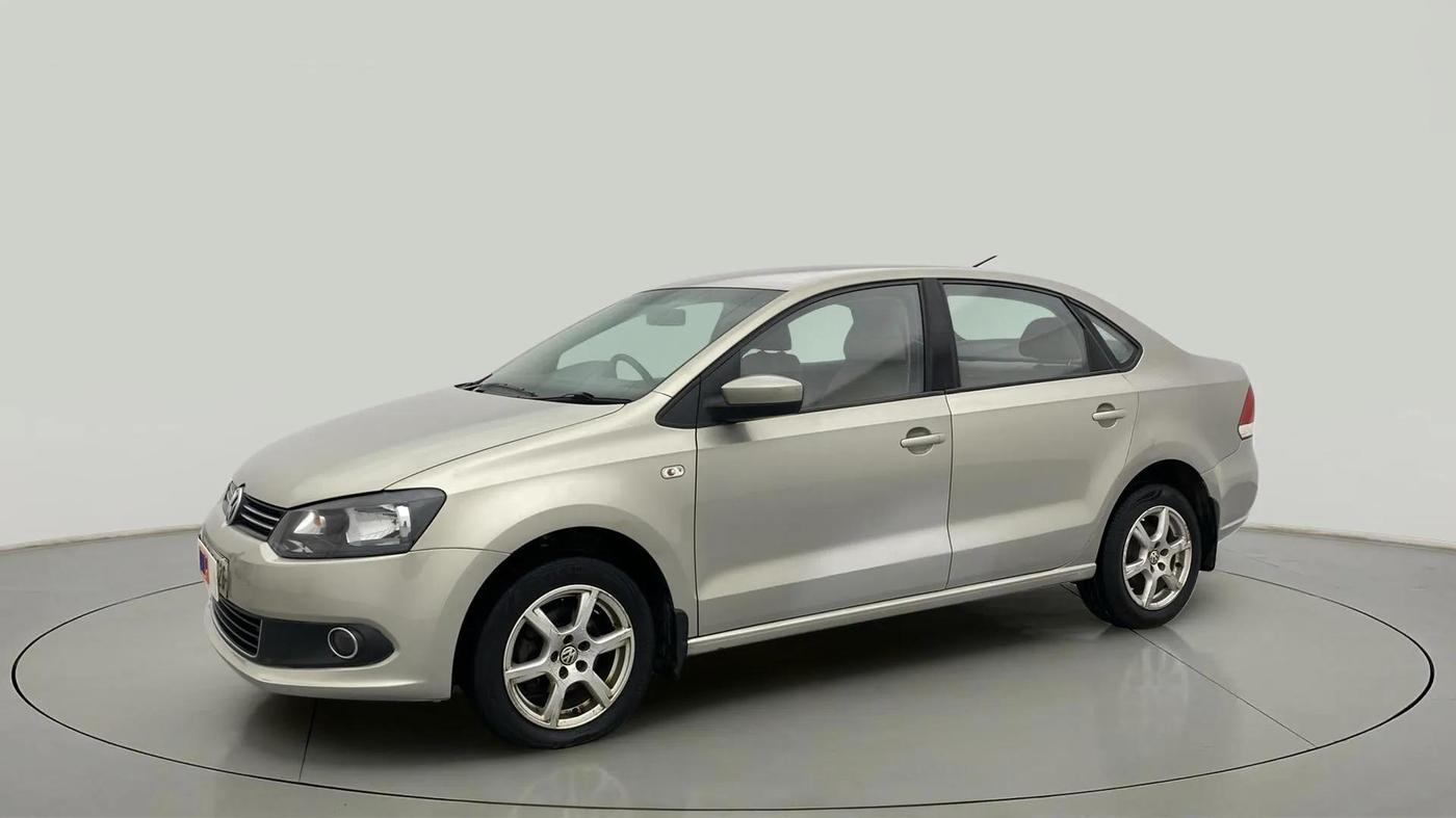 2013 Volkswagen Vento HIGHLINE 1.6 MPI, Petrol, Manual, 47,627 km, Left Front Diagonal
