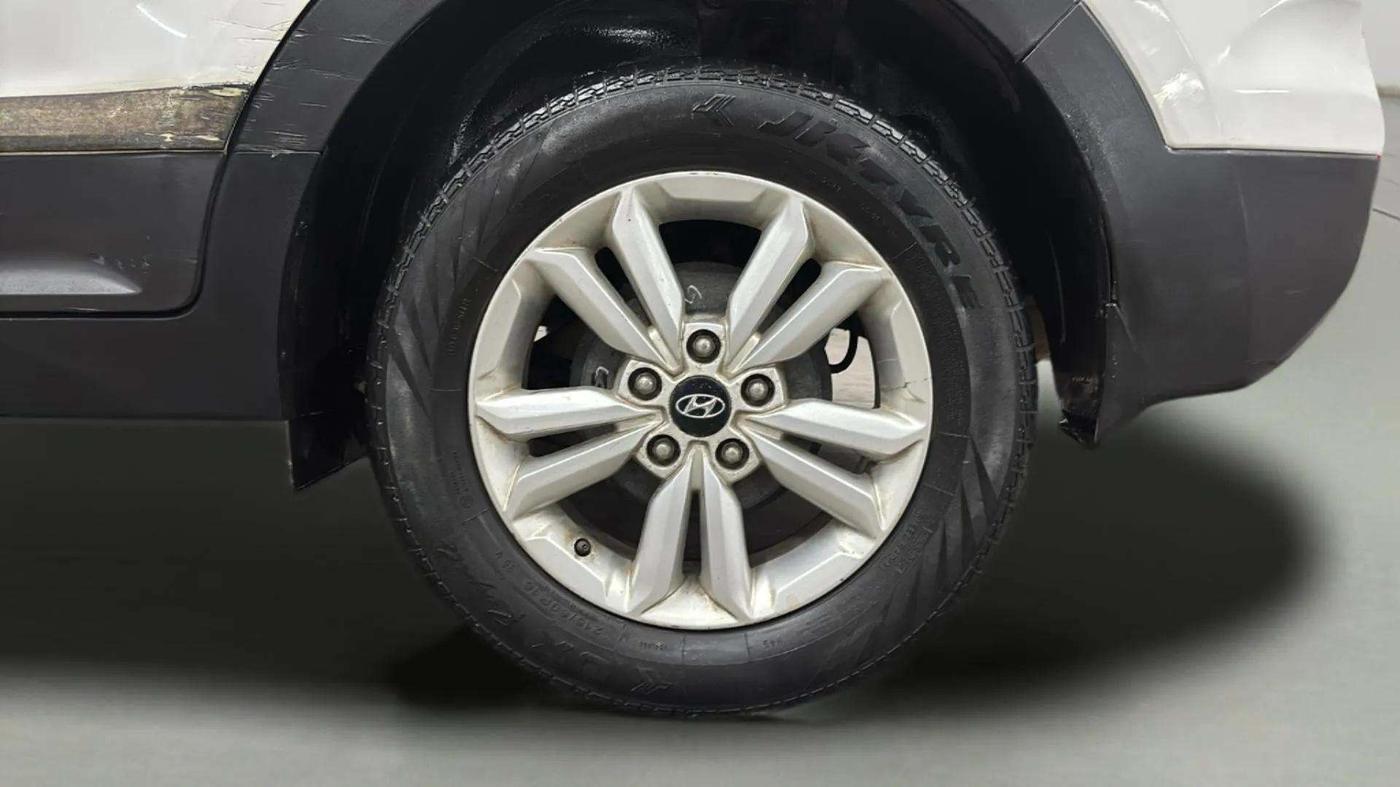 2016 Hyundai Creta SX PLUS 1.6 PETROL, Petrol, Manual, 44,854 km, Left Rear Wheel