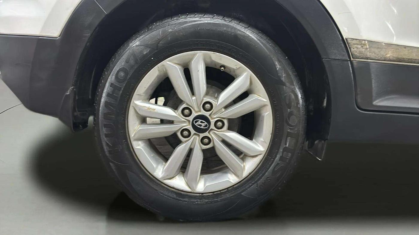 2016 Hyundai Creta SX PLUS 1.6 PETROL, Petrol, Manual, 44,854 km, Right Rear Wheel
