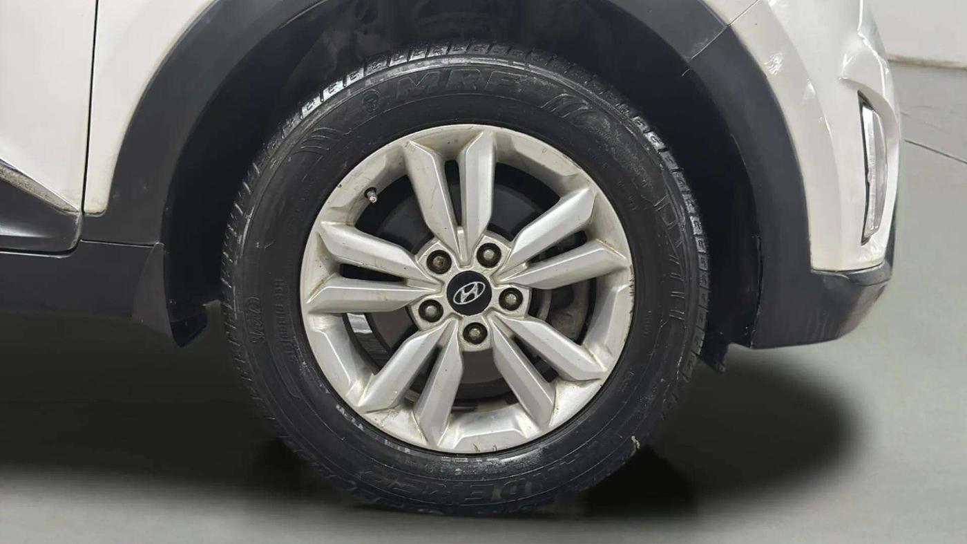 2016 Hyundai Creta SX PLUS 1.6 PETROL, Petrol, Manual, 44,854 km, Right Front Wheel