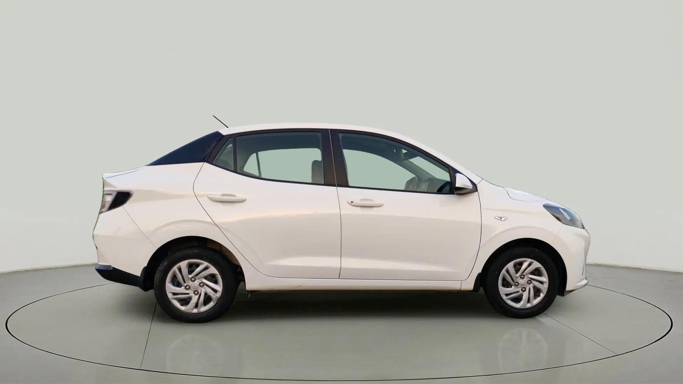 2020 Hyundai AURA S 1.2, Petrol, Manual, 51,285 km, Right Side View