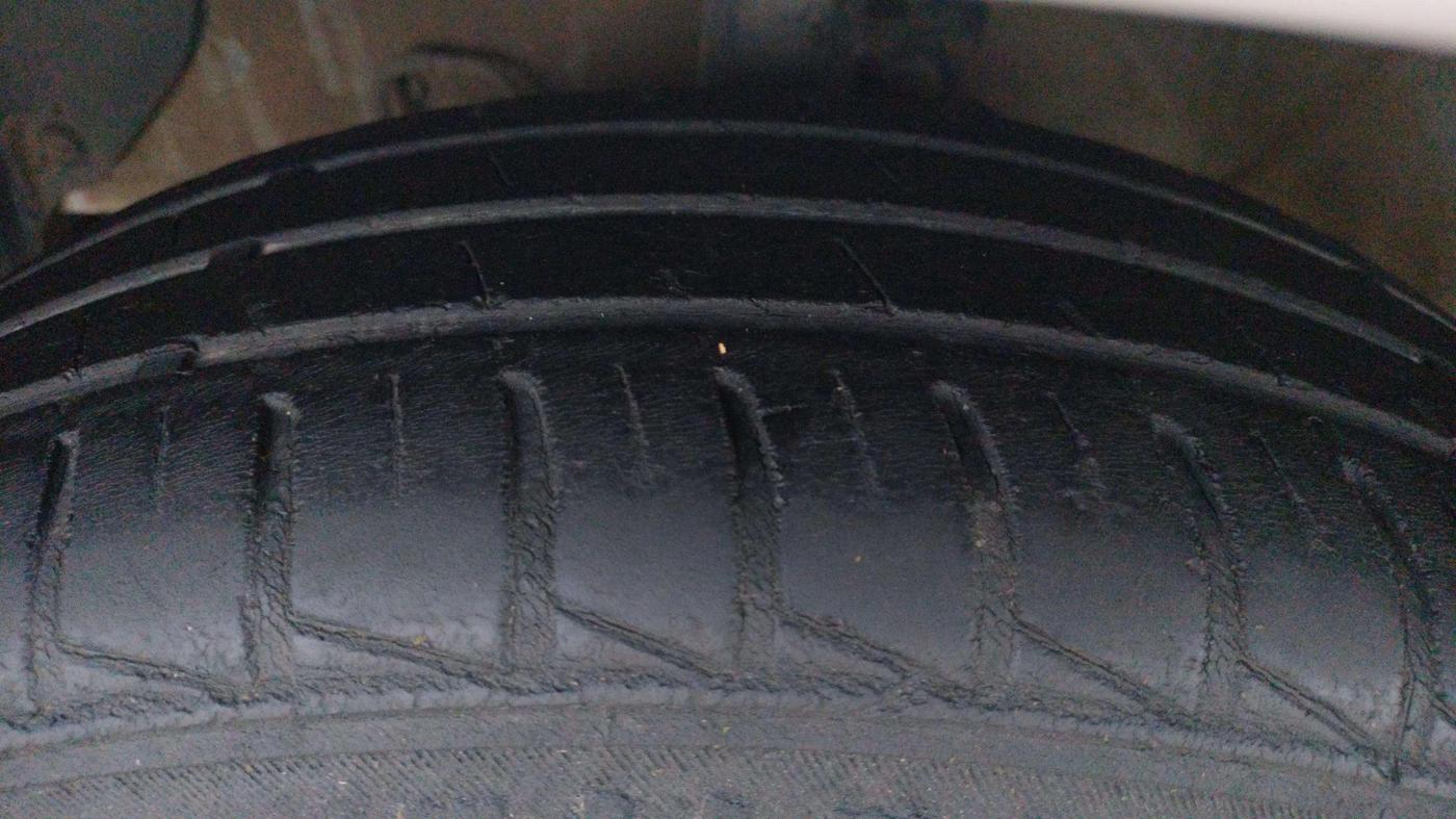 2020 Hyundai AURA S 1.2, Petrol, Manual, 51,285 km, Left Front Tyre Tread