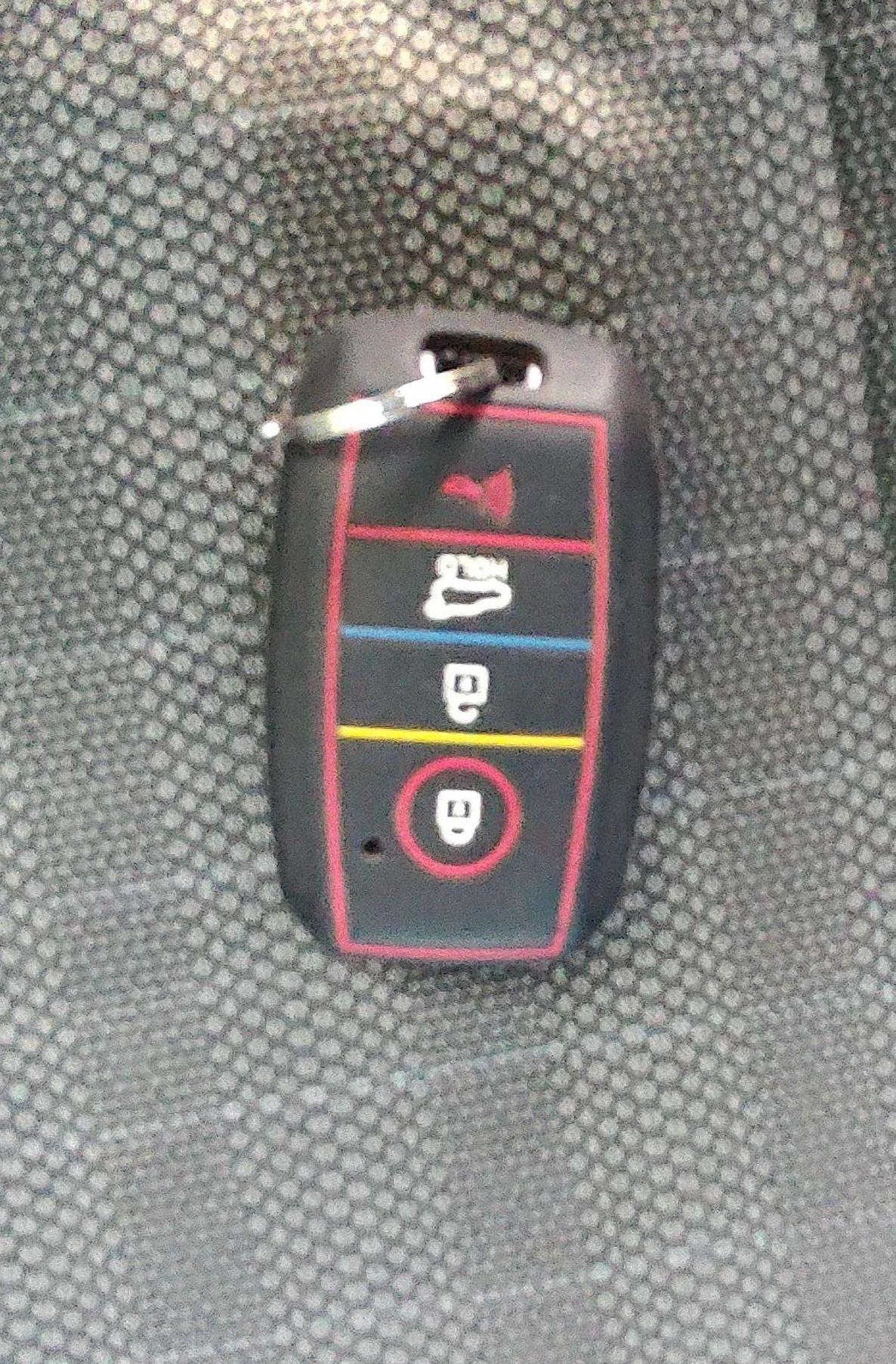 2022 KIA SONET HTK PLUS 1.5, Diesel, Manual, 89,014 km, Key Close Up