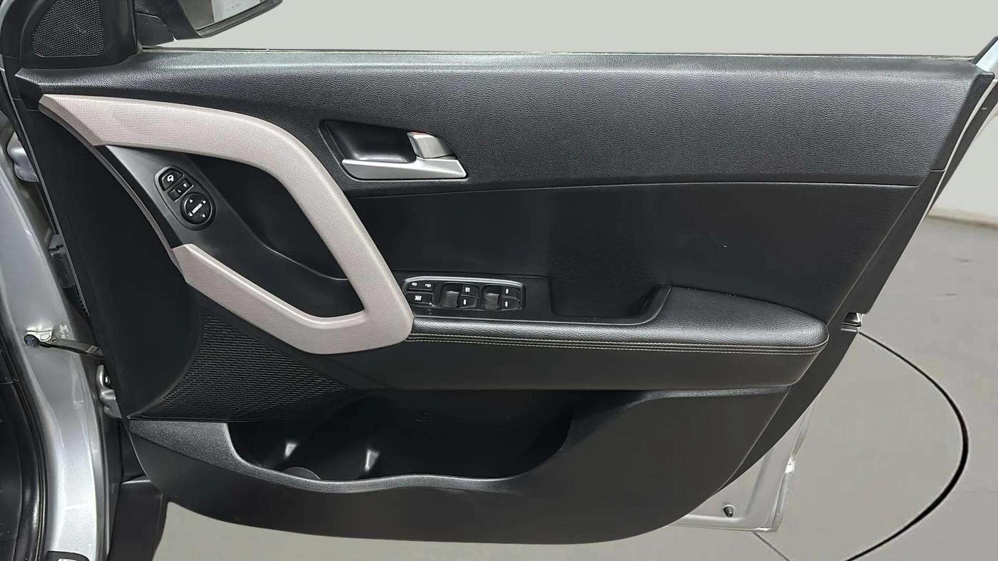 2019 Hyundai Creta SX (O) EXECUTIVE 1.6 PETROL, Petrol, Manual, 22,627 km, Driver Side Door Panels Control