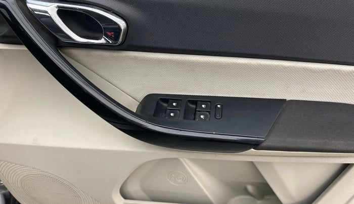 2022 Tata TIGOR XZ PLUS CNG, CNG, Manual, 80,699 km, Driver Side Door Panels Control