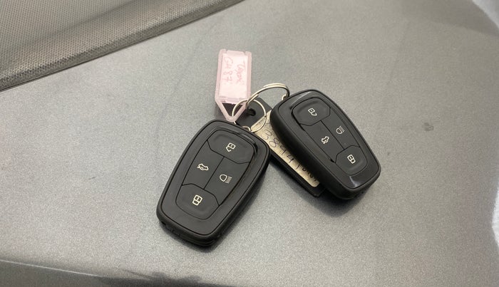 2022 Tata TIGOR XZ PLUS CNG, CNG, Manual, 80,699 km, Key Close Up