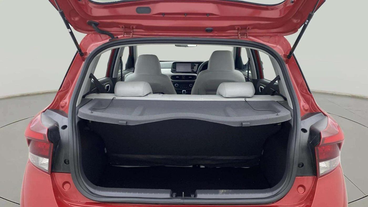2023 Hyundai GRAND I10 NIOS SPORTZ AMT 1.2 KAPPA VTVT, Petrol, Automatic, 4,193 km, Boot Inside