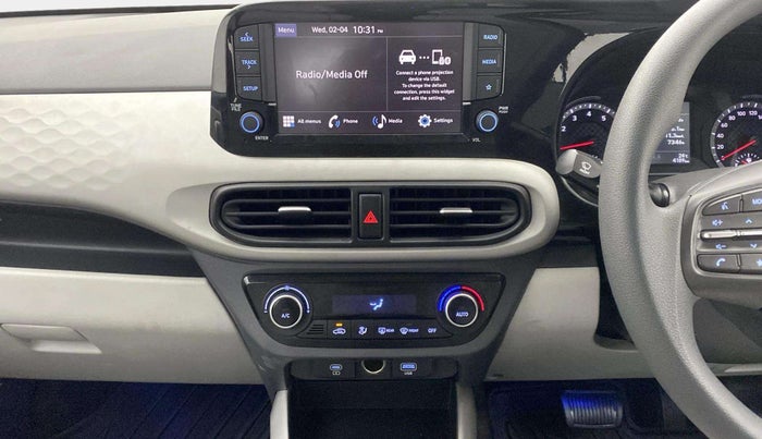 2023 Hyundai GRAND I10 NIOS SPORTZ AMT 1.2 KAPPA VTVT, Petrol, Automatic, 4,193 km, Air Conditioner