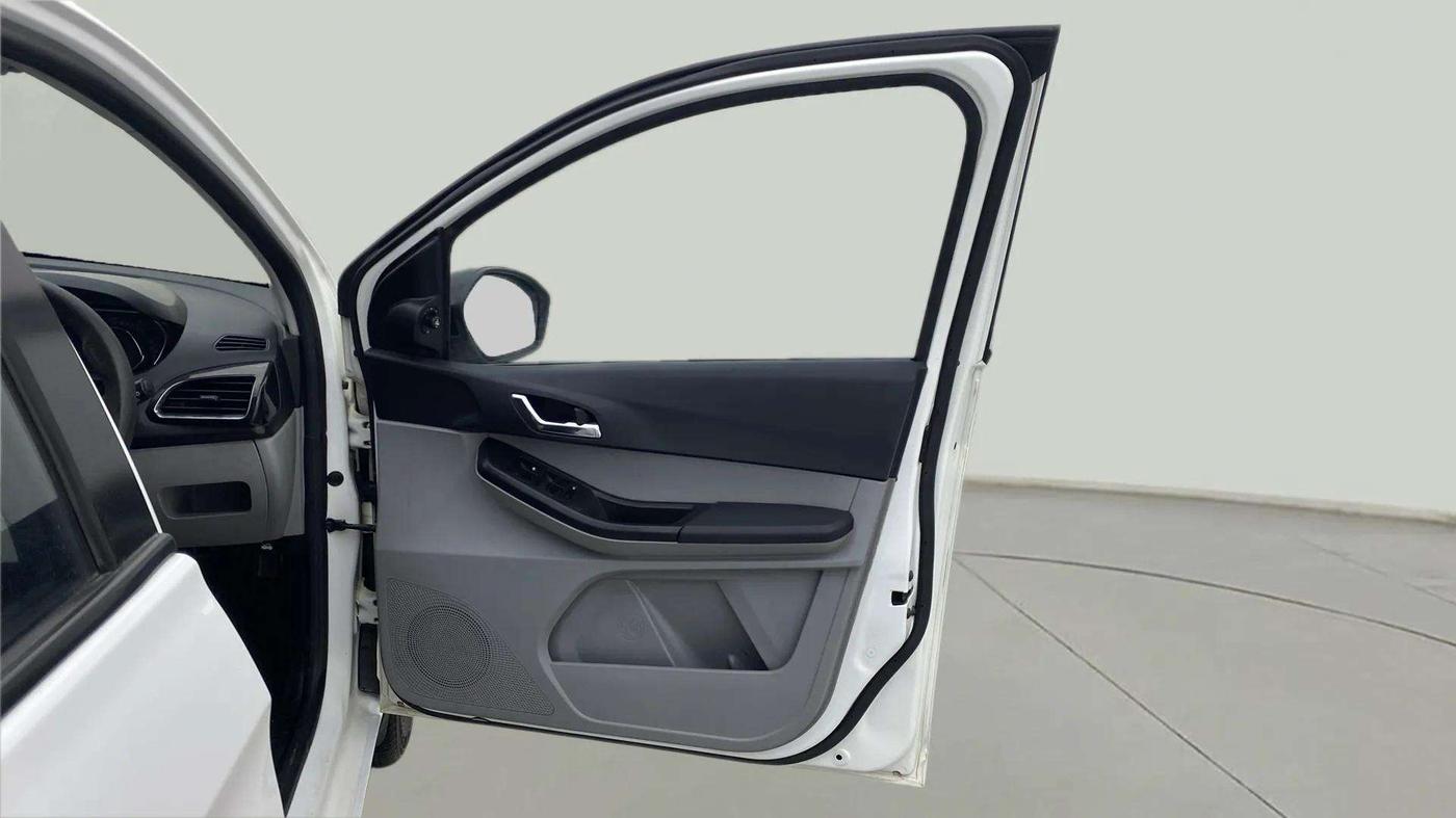 2021 Tata Tiago XZ PLUS PETROL, Petrol, Manual, 78,051 km, RHS Front Door