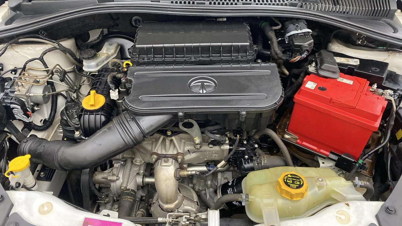 2021 Tata Tiago XZ PLUS PETROL, Petrol, Manual, 78,051 km, Engine View