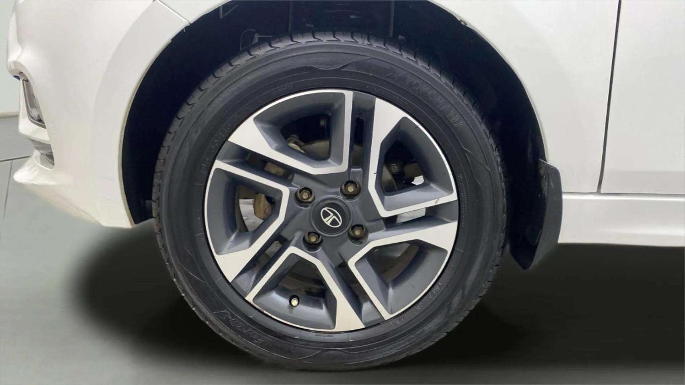 2021 Tata Tiago XZ PLUS PETROL, Petrol, Manual, 78,051 km, Left Front Wheel