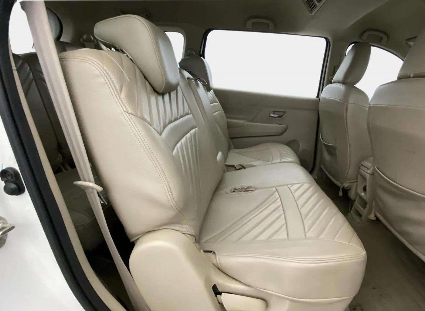 2019 Maruti Ertiga ZXI+ SHVS, Petrol, Manual, 62,748 km, Right Side Rear Door Cabin