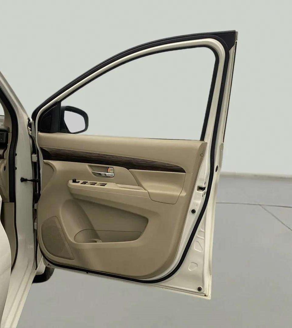 2019 Maruti Ertiga ZXI+ SHVS, Petrol, Manual, 62,748 km, RHS Front Door