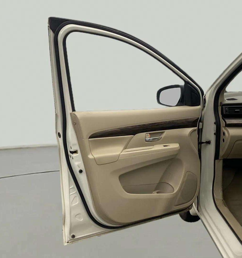 2019 Maruti Ertiga ZXI+ SHVS, Petrol, Manual, 62,748 km, LHS Front Door