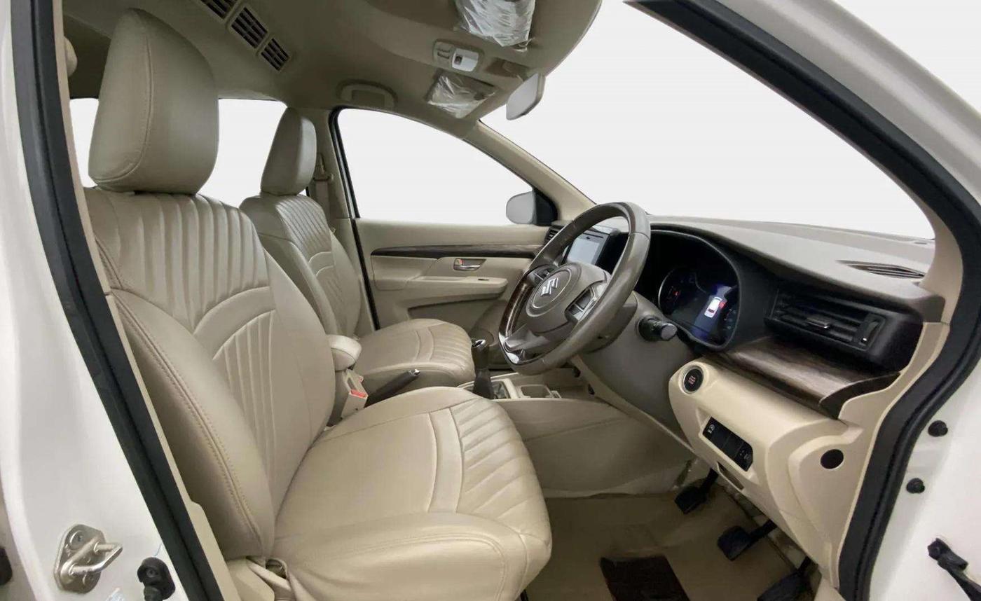 2019 Maruti Ertiga ZXI+ SHVS, Petrol, Manual, 62,748 km, Right Side Front Door Cabin