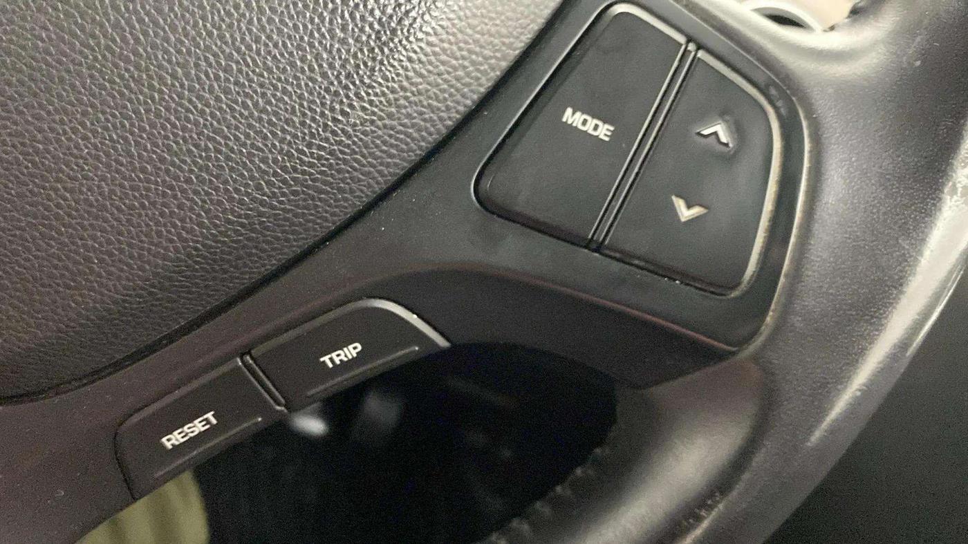 2015 Hyundai Xcent SX 1.2 (O), Petrol, Manual, 87,930 km, Adaptive Cruise Control
