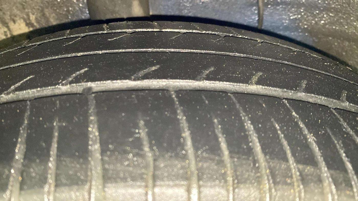 2015 Hyundai Xcent SX 1.2 (O), Petrol, Manual, 87,930 km, Right Rear Tyre Tread