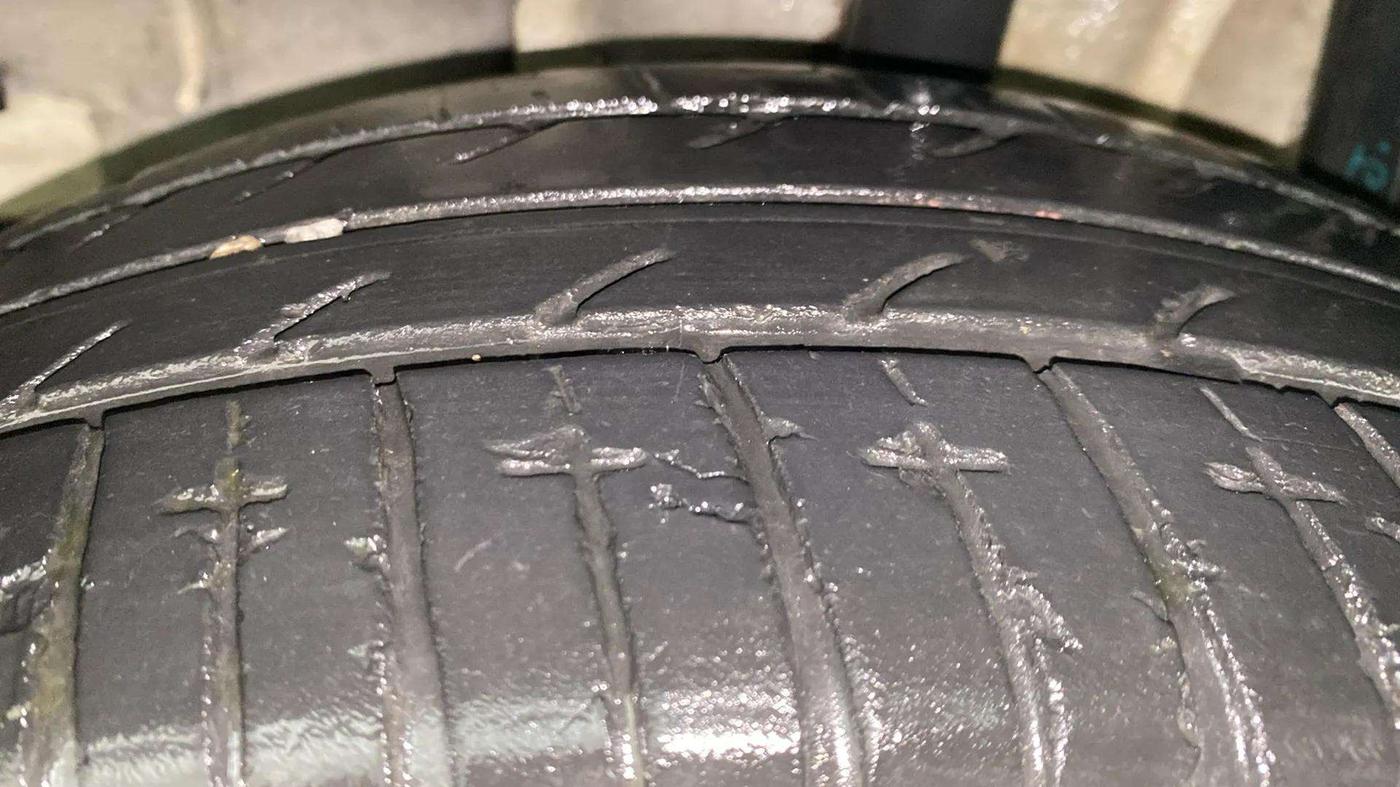 2020 Tata Tiago XZA PLUS DUAL TONE PETROL, Petrol, Automatic, 38,277 km, Left Rear Tyre Tread