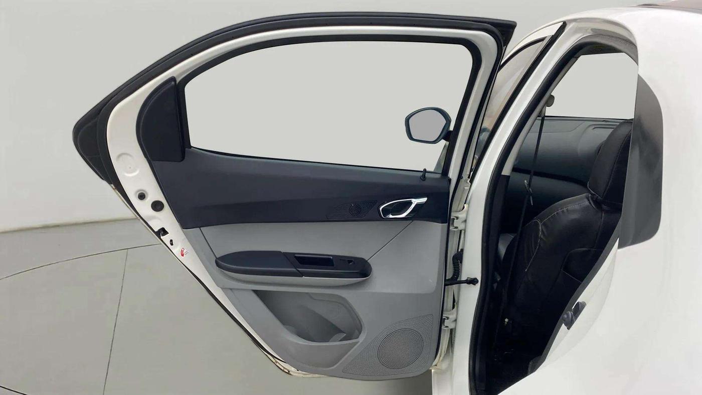 2020 Tata Tiago XZA PLUS DUAL TONE PETROL, Petrol, Automatic, 38,277 km, LHS Rear Door