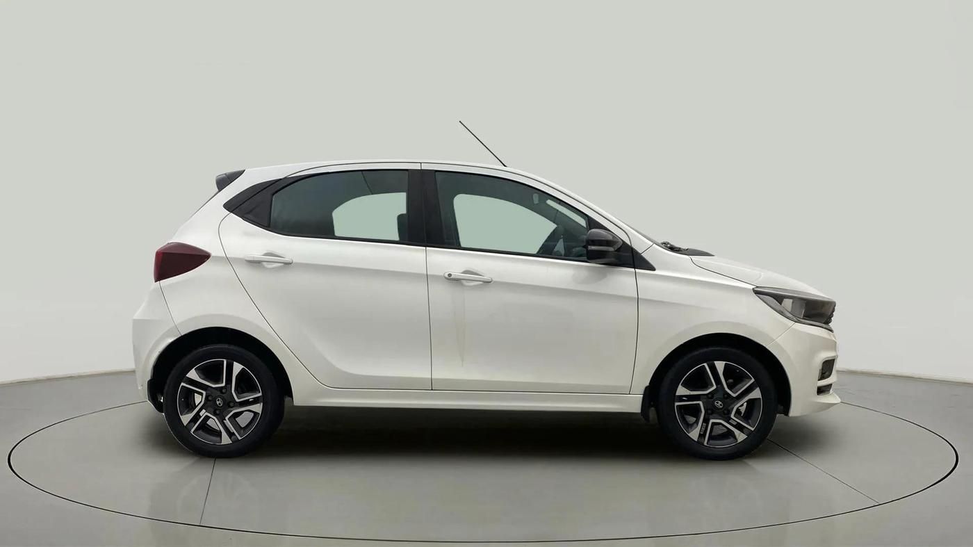 2020 Tata Tiago XZA PLUS DUAL TONE PETROL, Petrol, Automatic, 38,277 km, Right Side View