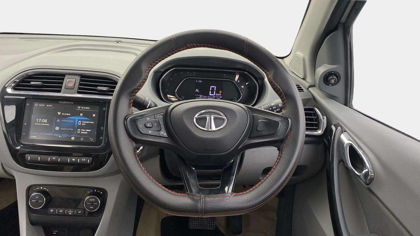 2021 Tata TIGOR XZA PLUS PETROL, Petrol, Automatic, 51,353 km, Steering Wheel Close Up