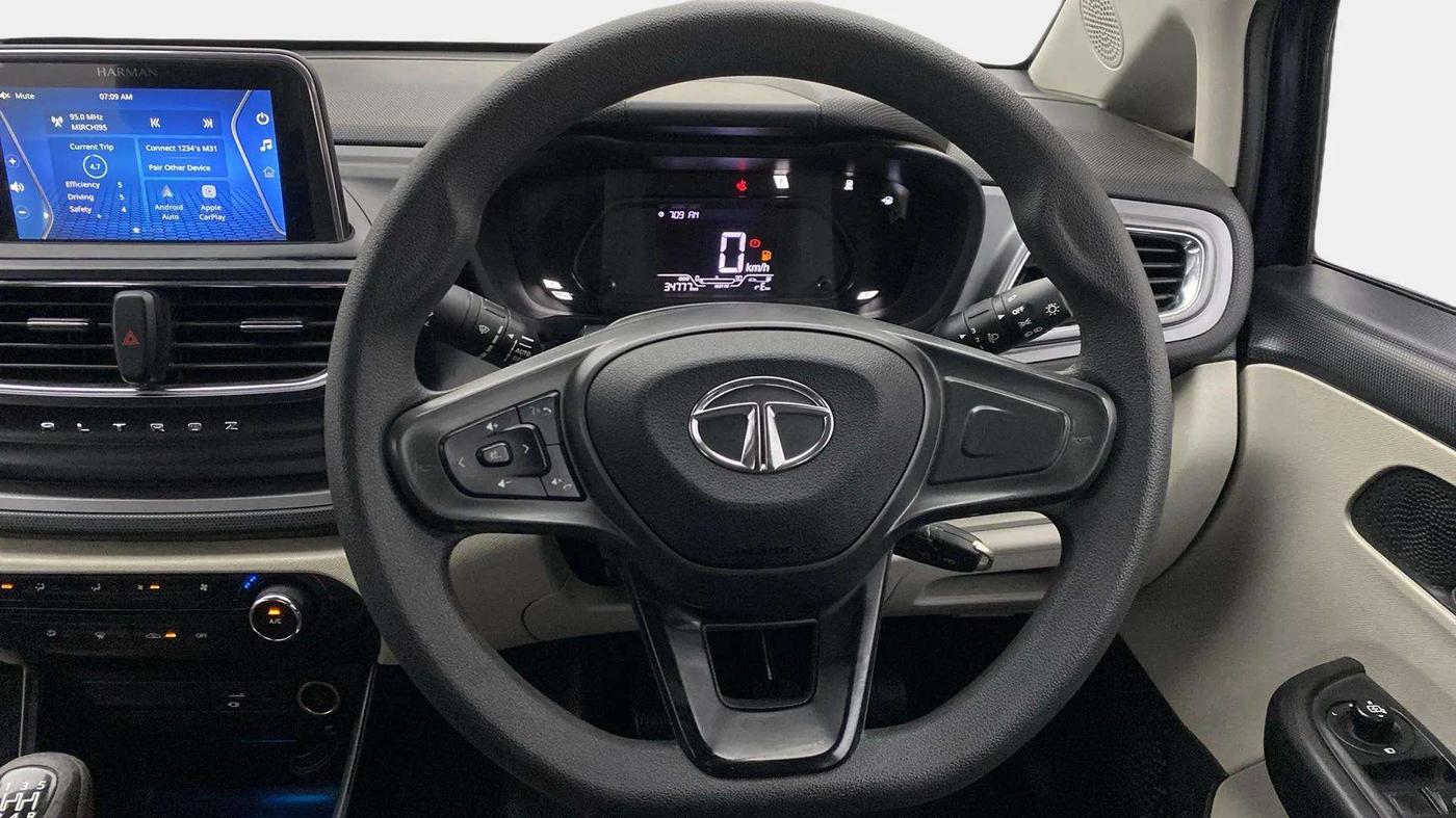 2023 Tata ALTROZ XM PLUS SUNROOF CNG, CNG, Manual, 34,777 km, Steering Wheel Close Up