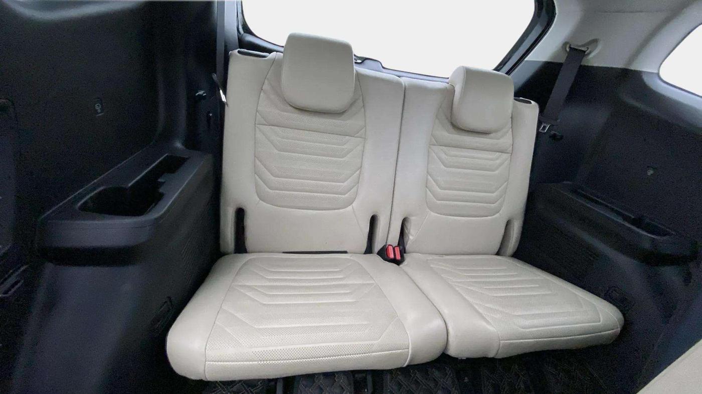 2022 KIA CARENS LUXURY PLUS 1.5 DIESEL AT 6 STR, Diesel, Automatic, 37,323 km, Third Seat Row ( optional )