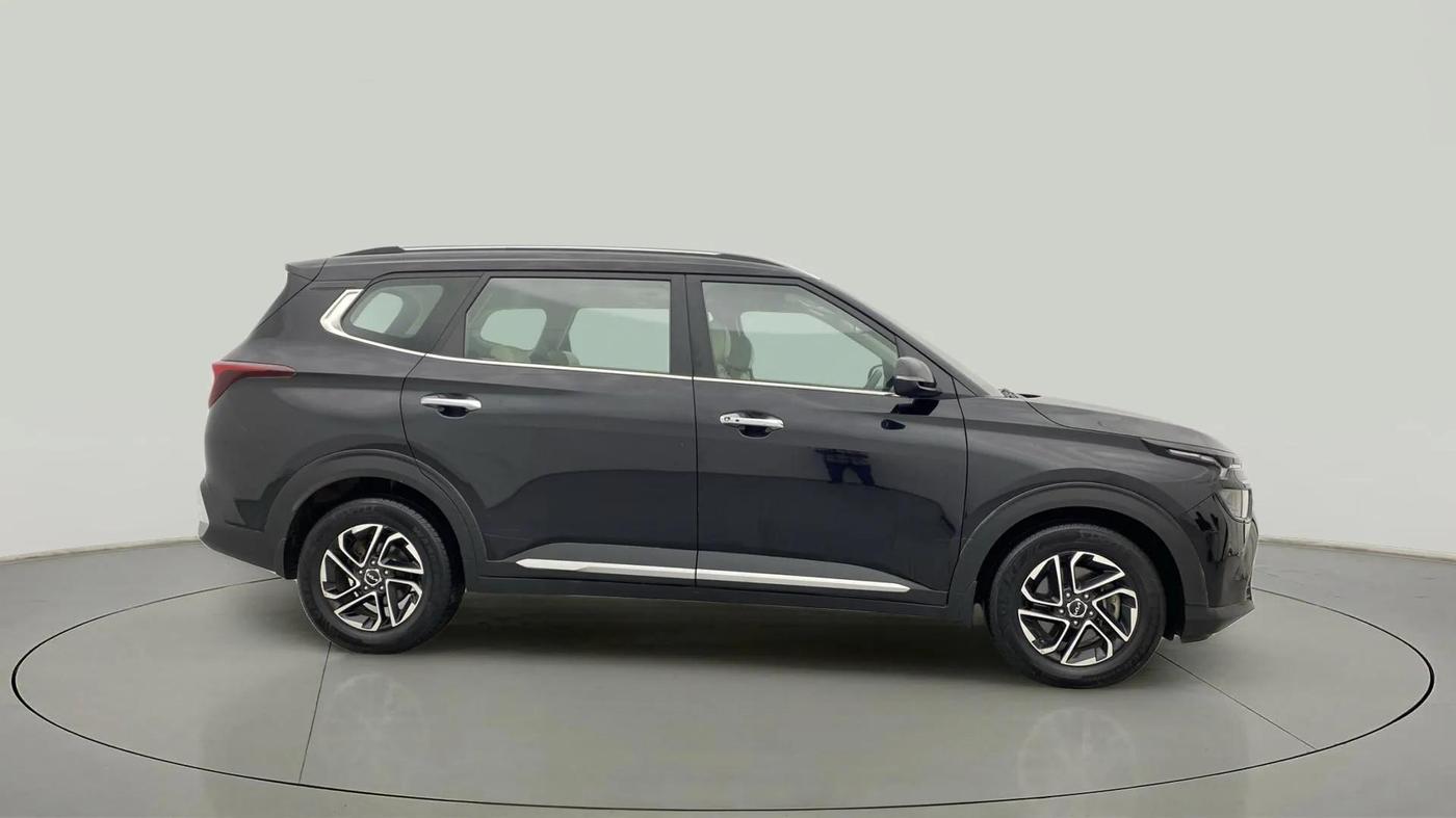 2022 KIA CARENS LUXURY PLUS 1.5 DIESEL AT 6 STR, Diesel, Automatic, 37,323 km, Right Side View