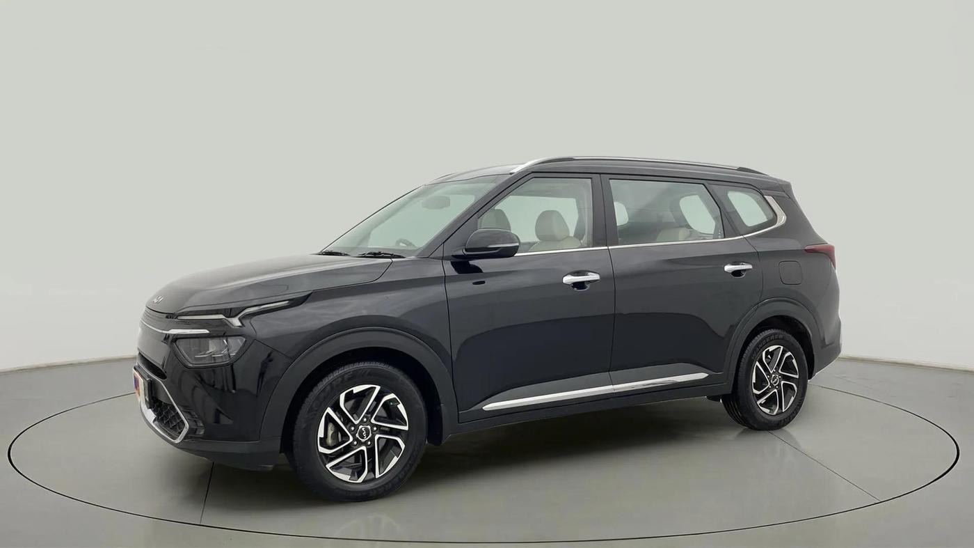 2022 KIA CARENS LUXURY PLUS 1.5 DIESEL AT 6 STR, Diesel, Automatic, 37,323 km, Left Front Diagonal