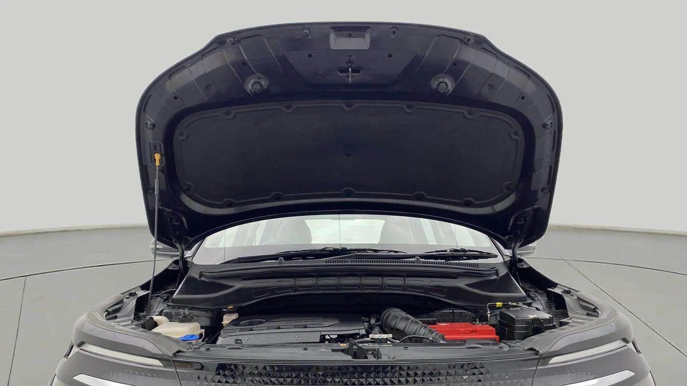 2022 KIA CARENS LUXURY PLUS 1.5 DIESEL AT 6 STR, Diesel, Automatic, 37,323 km, Open Bonet