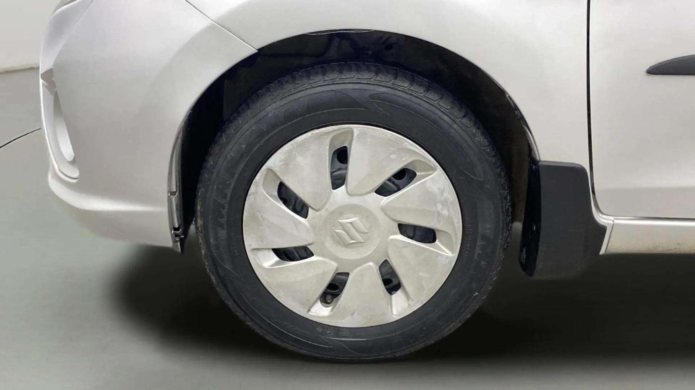 2018 Maruti Celerio ZXI, CNG, Manual, 40,711 km, Left Front Wheel