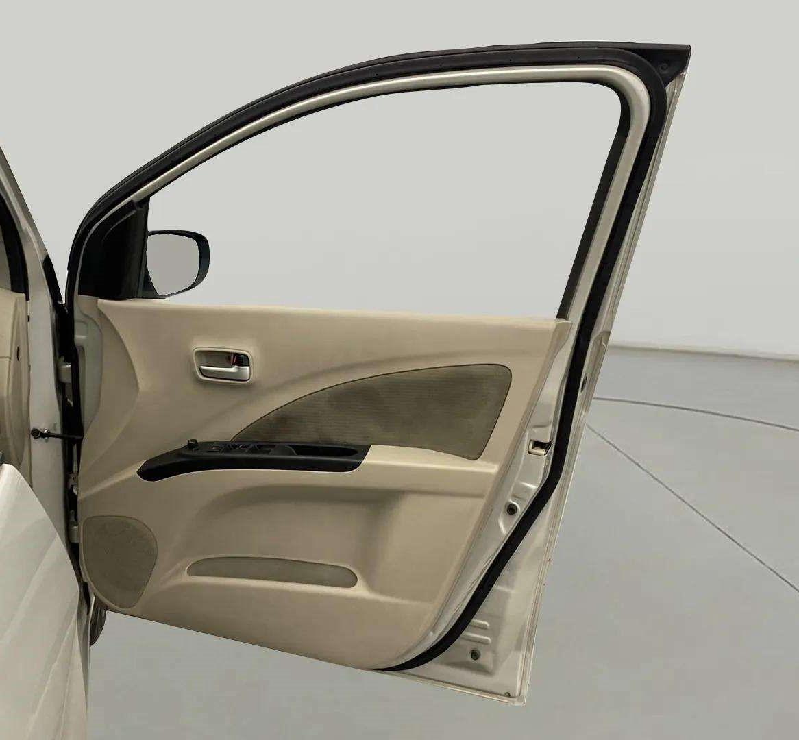 2018 Maruti Celerio ZXI, CNG, Manual, 40,711 km, RHS Front Door