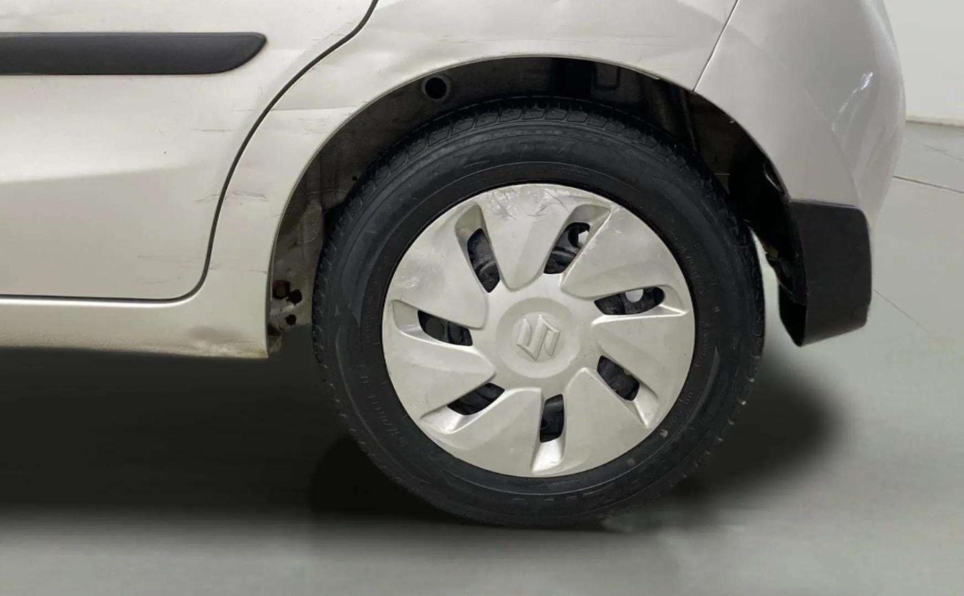 2018 Maruti Celerio ZXI, CNG, Manual, 40,711 km, Left Rear Wheel
