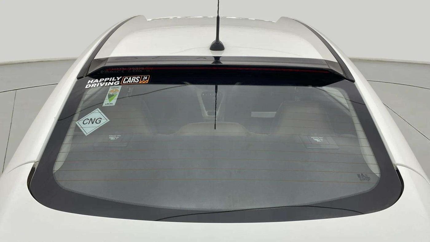2024 Tata TIGOR  XZA CNG, CNG, Automatic, 16,140 km, Rear Windshield