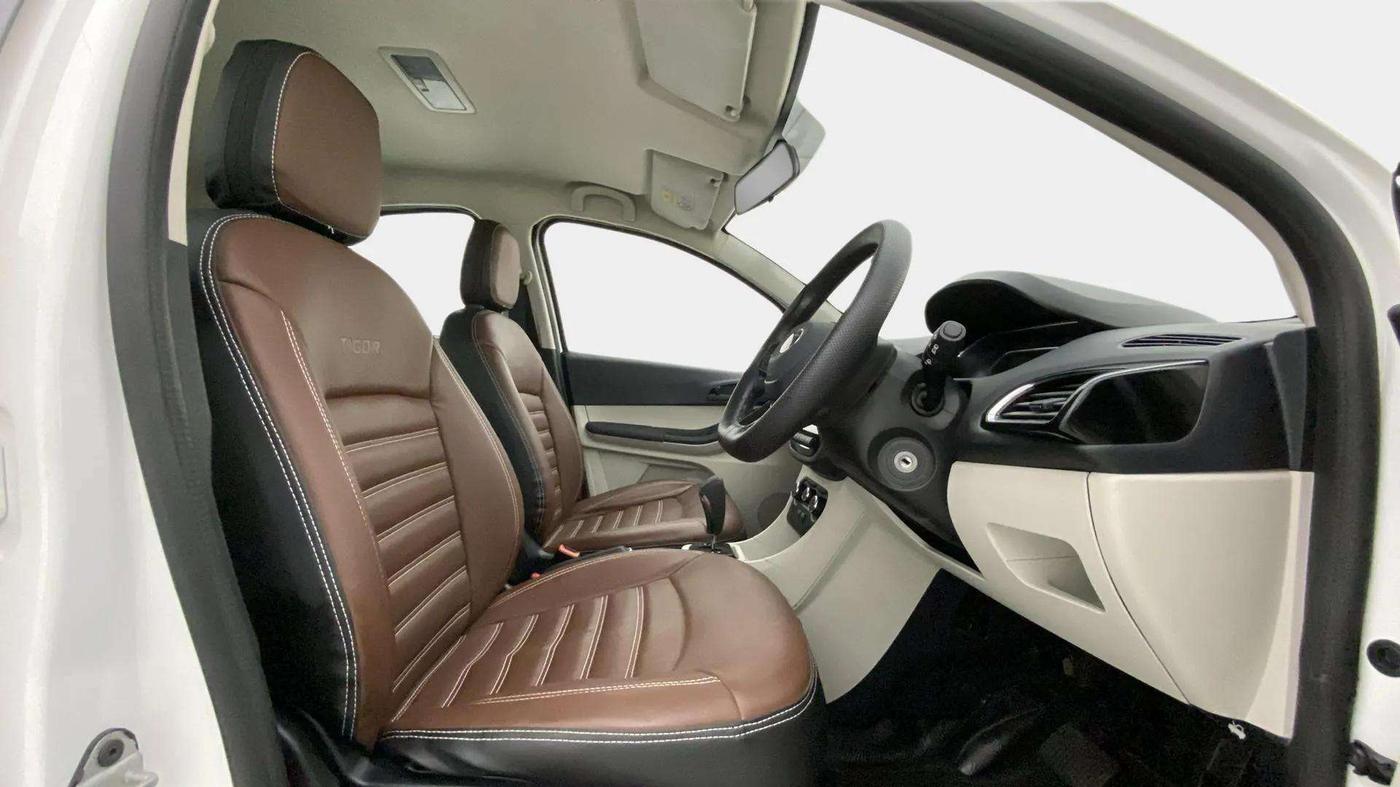 2024 Tata TIGOR  XZA CNG, CNG, Automatic, 16,140 km, Right Side Front Door Cabin