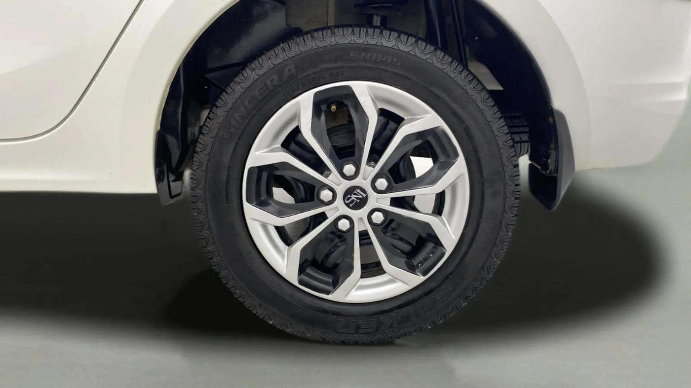 2024 Tata TIGOR  XZA CNG, CNG, Automatic, 16,140 km, Left Rear Wheel