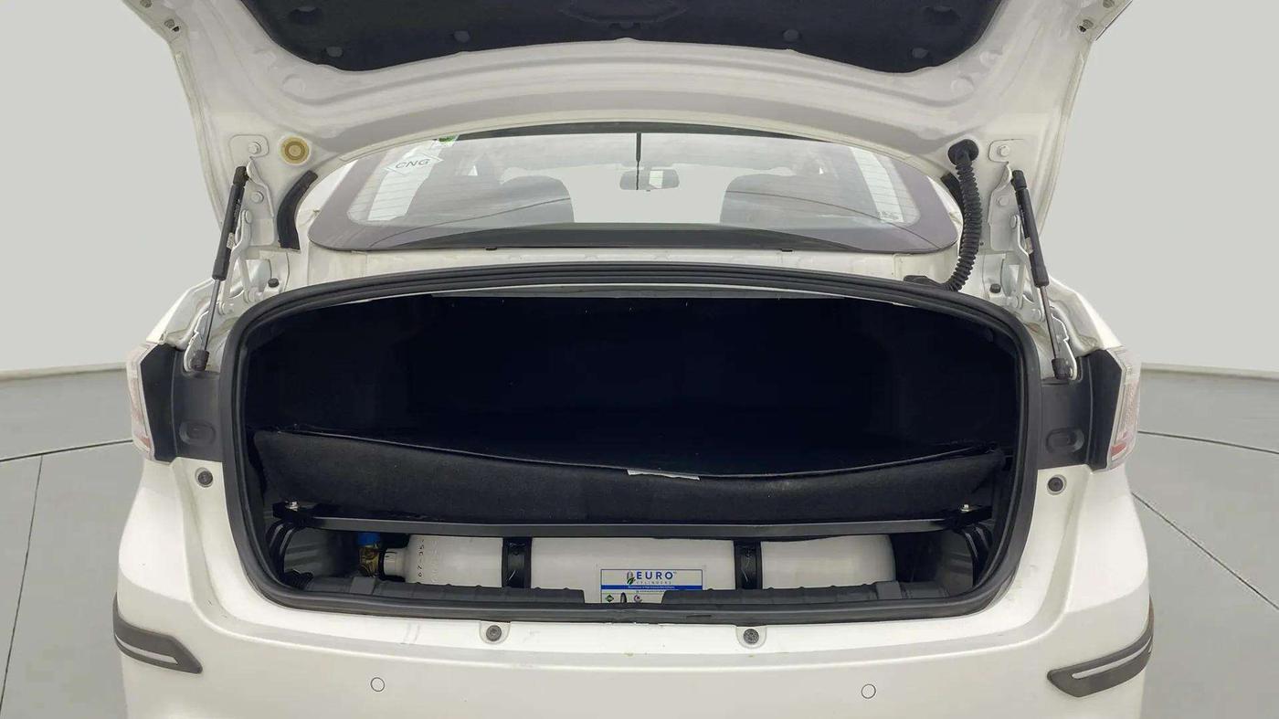 2024 Tata TIGOR  XZA CNG, CNG, Automatic, 16,140 km, Boot Inside