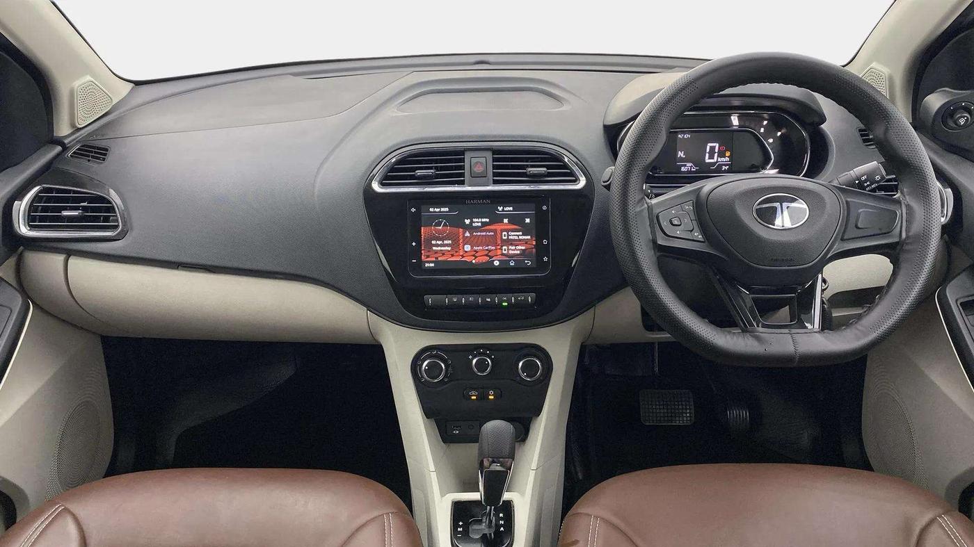 2024 Tata TIGOR  XZA CNG, CNG, Automatic, 16,140 km, Dashboard